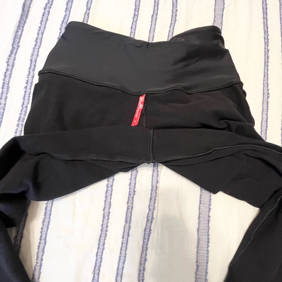 Ruby Ribbon Ruched Skirt Leggings Medium - Picture 7 of 11